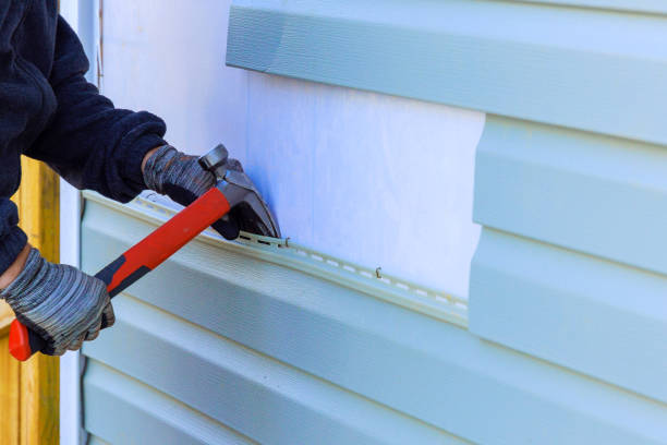 Reliable Vinyl Siding contractor in Castle Rock, CO by Squared Siding